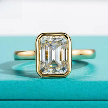 Load image into Gallery viewer, Emerald Cut 3ct Moissanite
